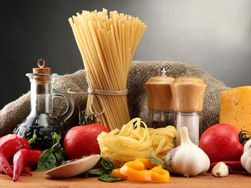 Attività commerciale in Vendita a Cascina, zona Navacchio, 28'000€, 100 m²