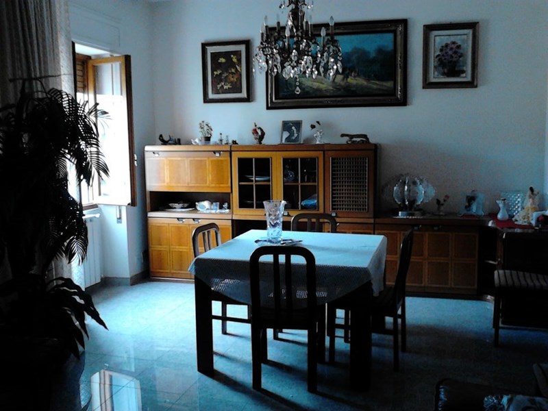 Appartamento in Vendita a Alghero, zona via Sassari, 230'000€, 170 m²