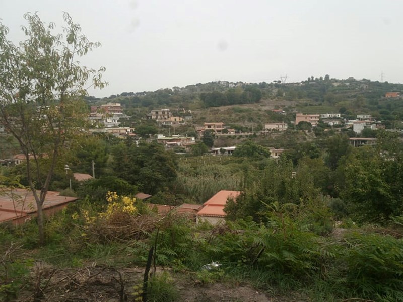 Terreno agricolo in Vendita a Pozzuoli, zona cigliano, 180'000€, 2000 m²