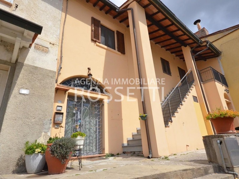 Casa Indipendente in Vendita a Cerreto Guidi, 259'000€, 160 m², con Box