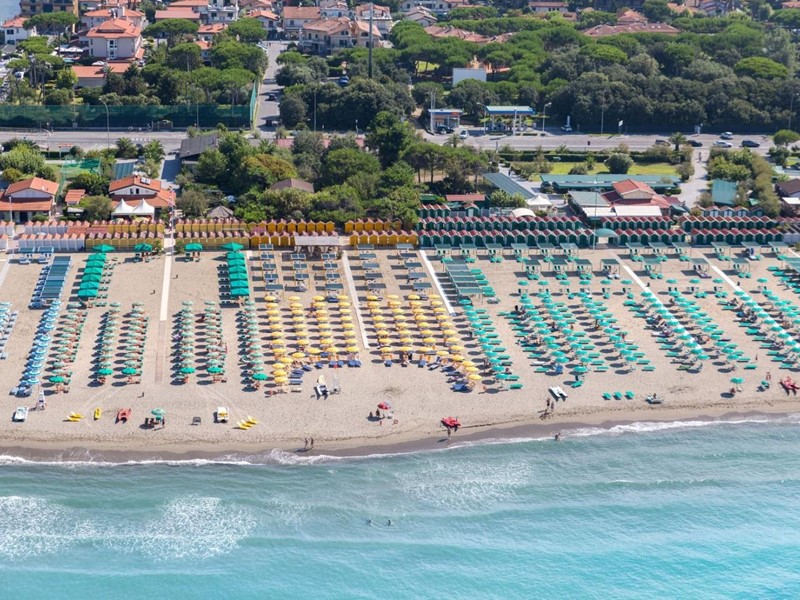 Attività commerciale in Vendita a Camaiore, zona Lido di Camaiore, 1'000'000&euro;, 25 m²