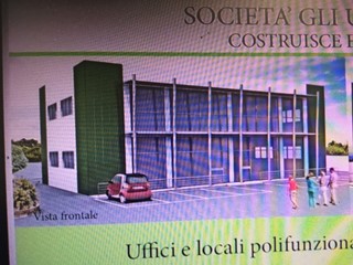 Attività commerciale in Vendita a Castelnuovo Magra, 360'000€, 600 m²