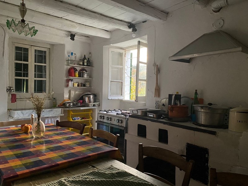 Casa Indipendente in Vendita a Sassello, 120'000€, 200 m²