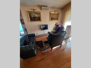 Trilocale in Vendita a Lucca, zona Viareggio, 450'000&euro;, 110 m²