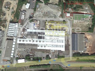 Capannone in Affitto a Aulla, 2'200€, 2000 m²