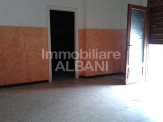 Capannone in Affitto a Arcola, zona Ponte Di Arcola, 450&euro;, 30 m²