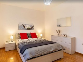 Stanza in Affitto a Bologna, zona Irnerio, 400€, 130 m², arredato, con Box