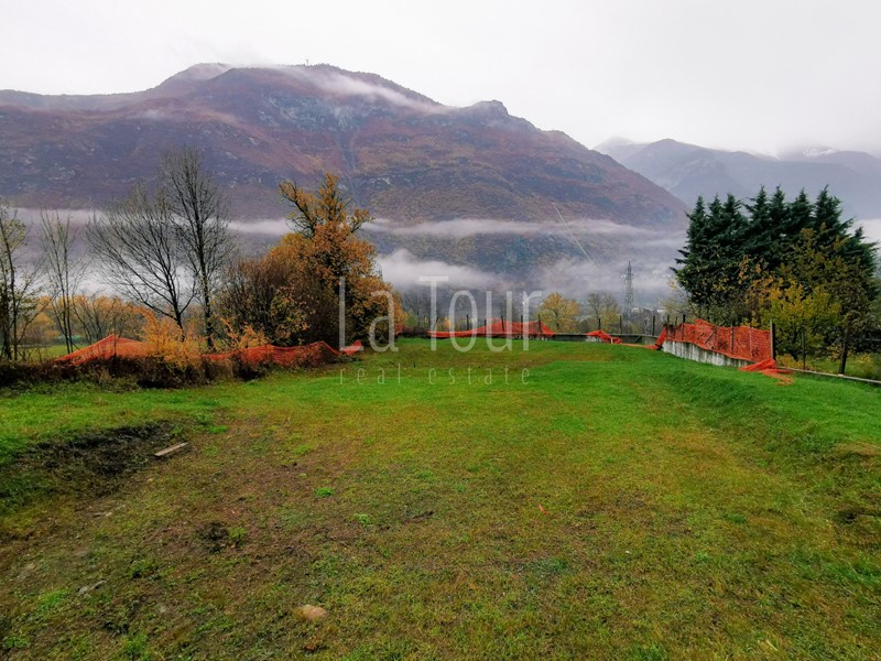 Terreno agricolo in Vendita a Pontey, 95'000&euro;, 1278 m²