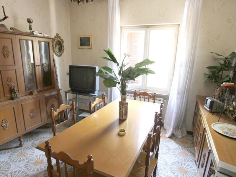 Trilocale in Vendita a Terni, 23'000€, 60 m²