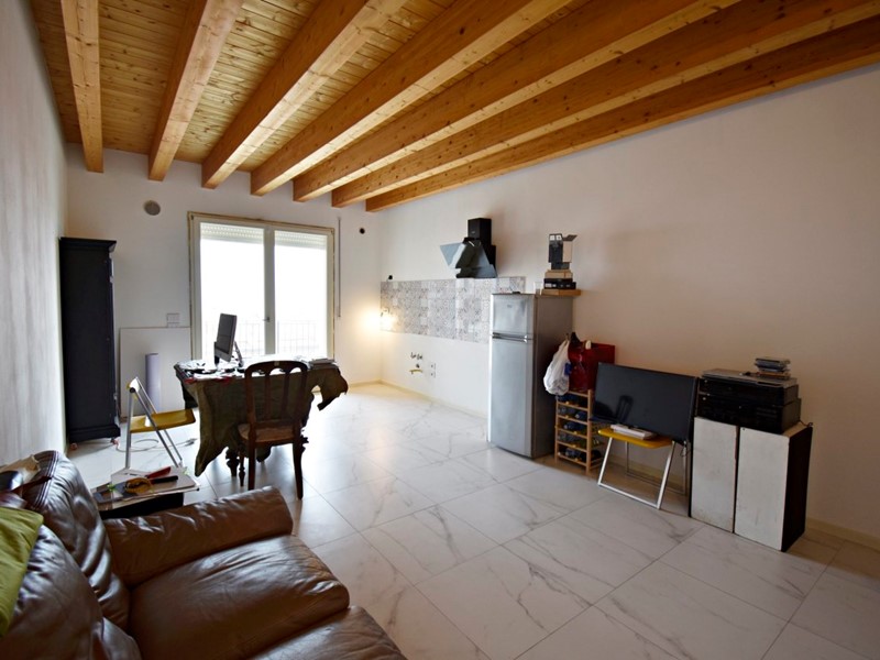 Quadrilocale in Vendita a Arzignano, 205'000€, 95 m², con Box