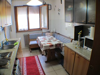 Trilocale in Vendita a Bolzano, zona Aslago, 230'000€, 80 m²