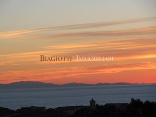 Casa Indipendente in Vendita a Livorno, zona Antignano, 900'000&euro;, 380 m², con Box