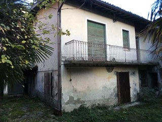 Villa in Vendita a Seriate, 120'000€, 225 m²
