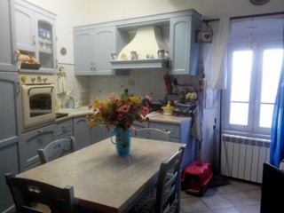 Casa Semi Indipendente in Vendita a Vezzano Ligure, 130'000€, 95 m², arredato