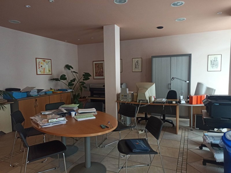 Ufficio in Vendita a Pisa, zona Piagge, 130'000€, 80 m²