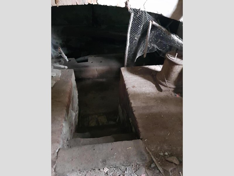 Casa di corte in Vendita a Calci, 100'000€, 150 m²