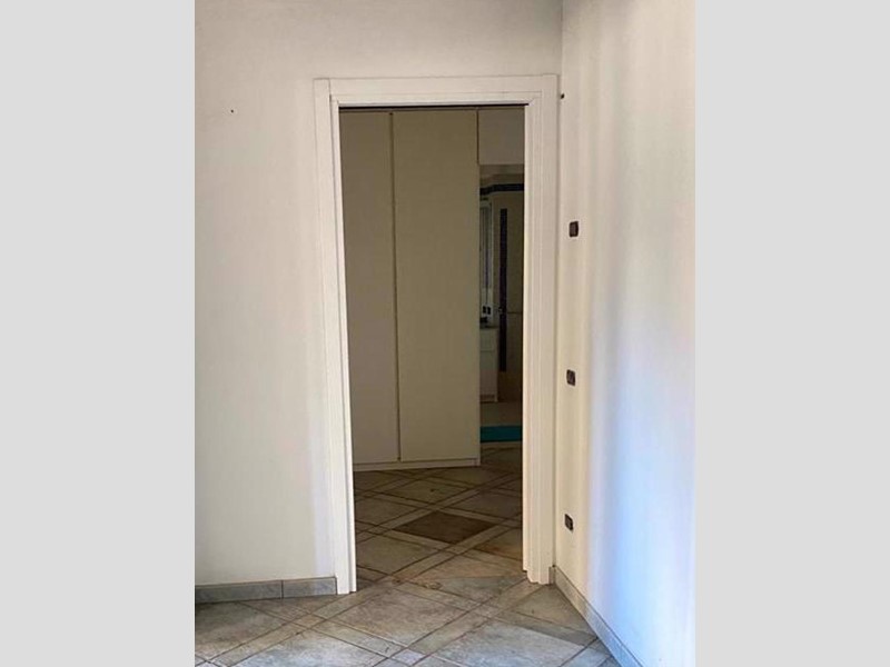 Villa in Vendita a Zibido San Giacomo, 700 m²