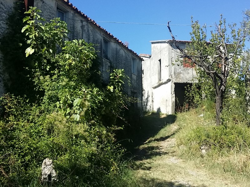 Rustico in Vendita a Fosdinovo, 190 m²