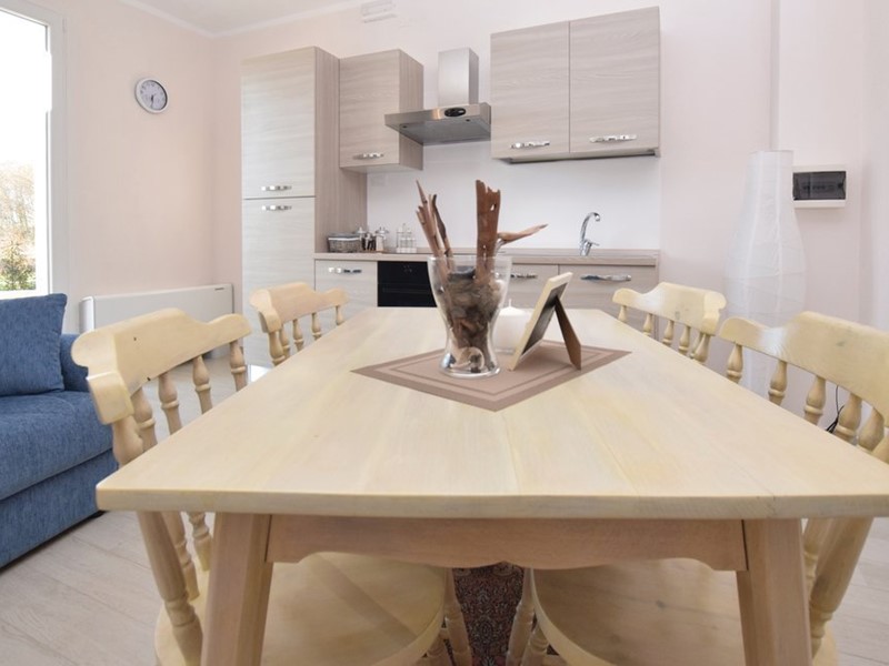 Casa Indipendente in Vendita a Massarosa, zona Piano di mommio, 1'300'000€, 400 m², arredato