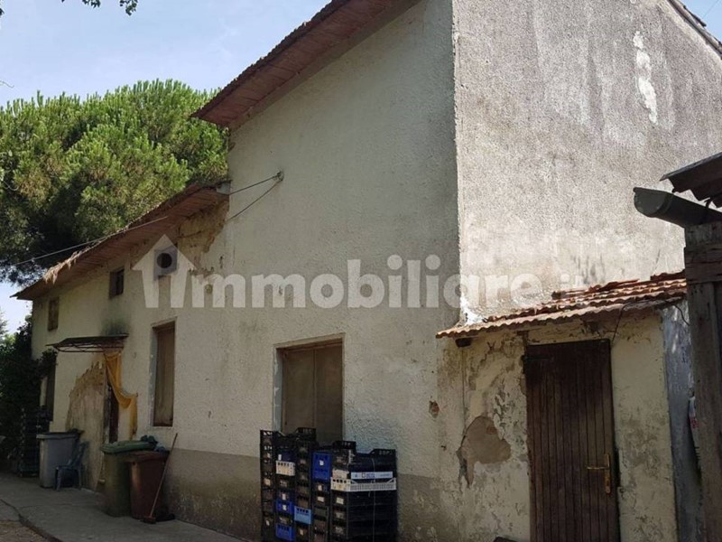 Casa Indipendente in Vendita a Viareggio, zona Viareggio Nord, 590'000€, 140 m²