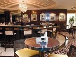 Attività commerciale in Vendita a Lucca, zona ponte a moriano, 450'000€, 500 m², arredato