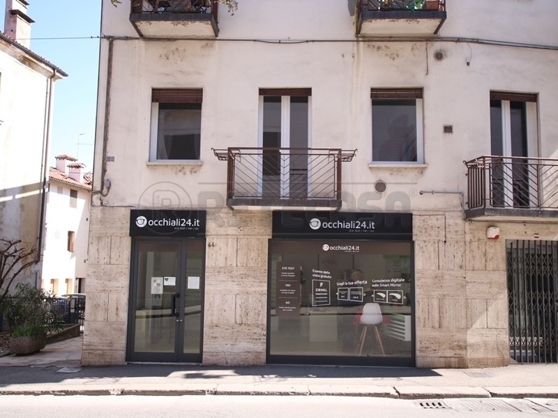 Immobile commerciale in Vendita a Vicenza, 110'000€, 50 m²