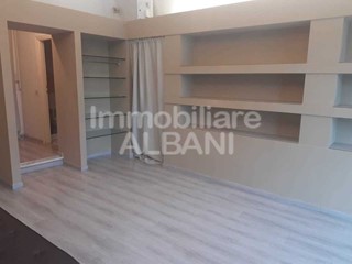 Immobile commerciale in Vendita a Vezzano Ligure, 85'000€, 90 m²