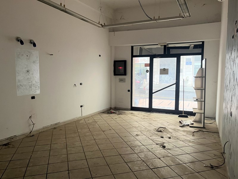 Immobile commerciale in Affitto a Catanzaro, zona Catanzaro Centro, 500&euro;, 55 m²