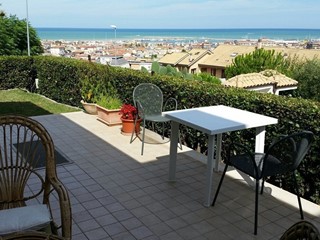 Casa Indipendente in Vendita a San Benedetto del Tronto, 650'000€, 300 m², arredato, con Box