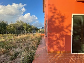 Monolocale in Vendita a Sarzana, zona San Lazzaro, 110'000€, 40 m²
