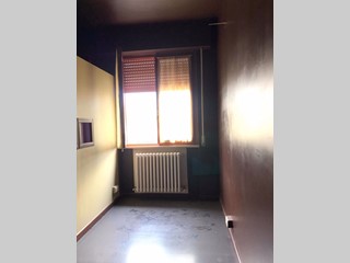 Ufficio in Affitto a Arezzo, 650€, 120 m²