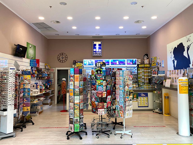 Attività commerciale in Vendita a Sarzana, 50 m²