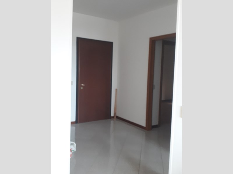 Quadrilocale in Vendita a Pordenone, zona Borgo Meduna, 83'000€, 89 m², con Box