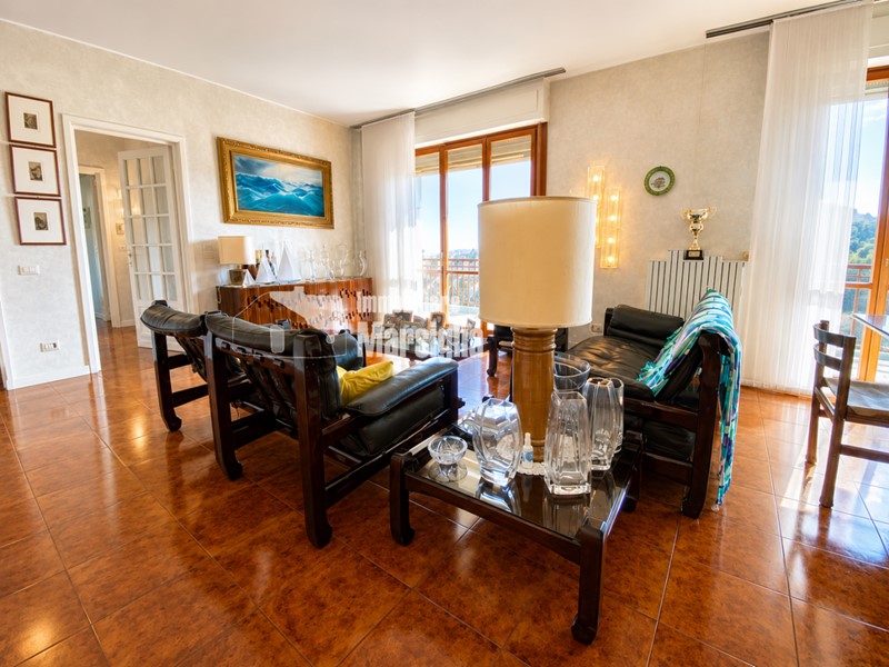 Quadrilocale in Vendita a Sanremo, zona Foce, 495'000&euro;, 120 m², con Box