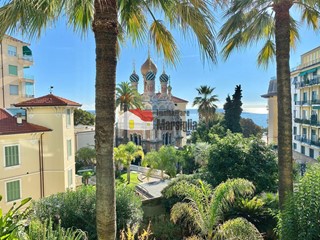 Quadrilocale in Vendita a Sanremo, zona CasinÃ², 1'300'000€, 243 m², con Box