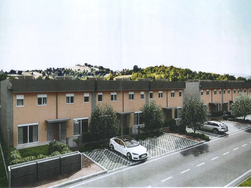 Casa Indipendente in Vendita a Pesaro, zona Vismara, 330'000€, 115 m²
