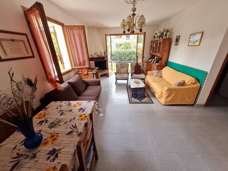 Trilocale in Vendita a Ventimiglia, 250'000€, 85 m²