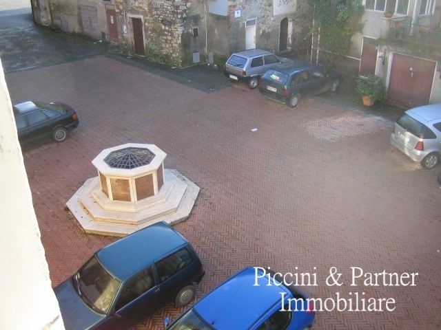 Casa Semi Indipendente in Vendita a Perugia, zona Mugnano, 129'000€, 120 m², con Box