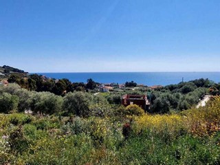 Casa Indipendente in Vendita a Cipressa, zona Piani, 99'000€, 55 m²