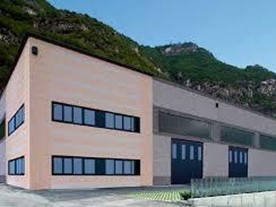 Capannone in Affitto a Sarzana, 12'000€, 2300 m²