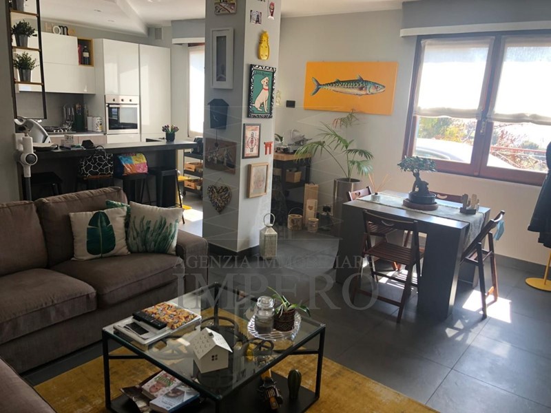 Trilocale in Vendita a Vallecrosia, 220'000€, 70 m², arredato