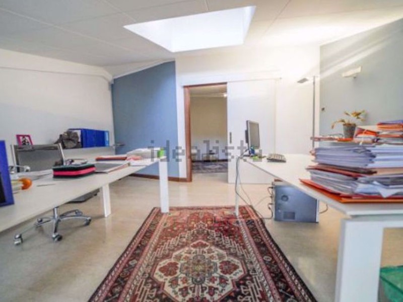 Ufficio in Affitto a Rovigo, 420€, 90 m²