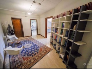 Ufficio in Affitto a Rovigo, 420€, 90 m²