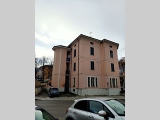 Immobile commerciale in Vendita a Fornovo di Taro, zona centro, 145'000&euro;, 166 m²