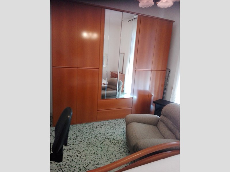Trilocale in Vendita a Macerata, zona centro storico, 90'000&euro;, 66 m², arredato