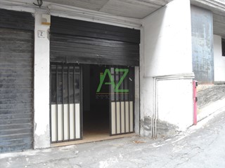 Box in Vendita a Gravina di Catania, 100'000€, 110 m²
