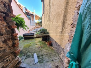 Box in Vendita a Sanremo, zona Poggio, 12'000€, 20 m²