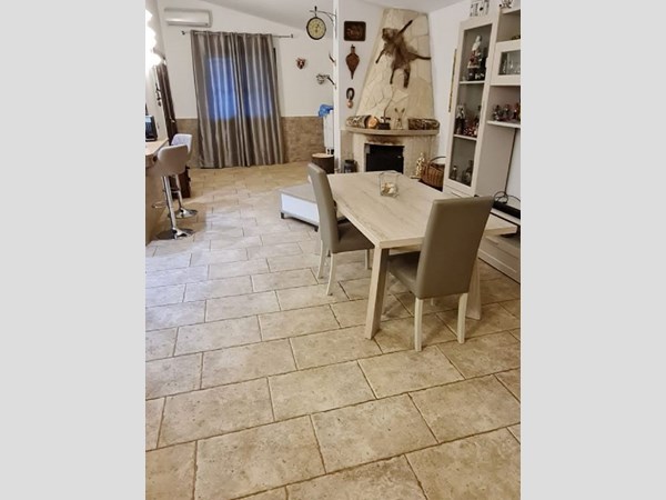 Villa in Vendita a Cassano delle Murge, 130'000€, 100 m²