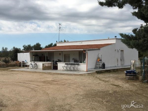 Villa in Vendita a Acquaviva delle Fonti, zona Sannicandro, 69'000€, 90 m²