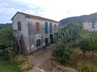Casa Indipendente in Vendita a Ameglia, 130'000&euro;, 124 m²